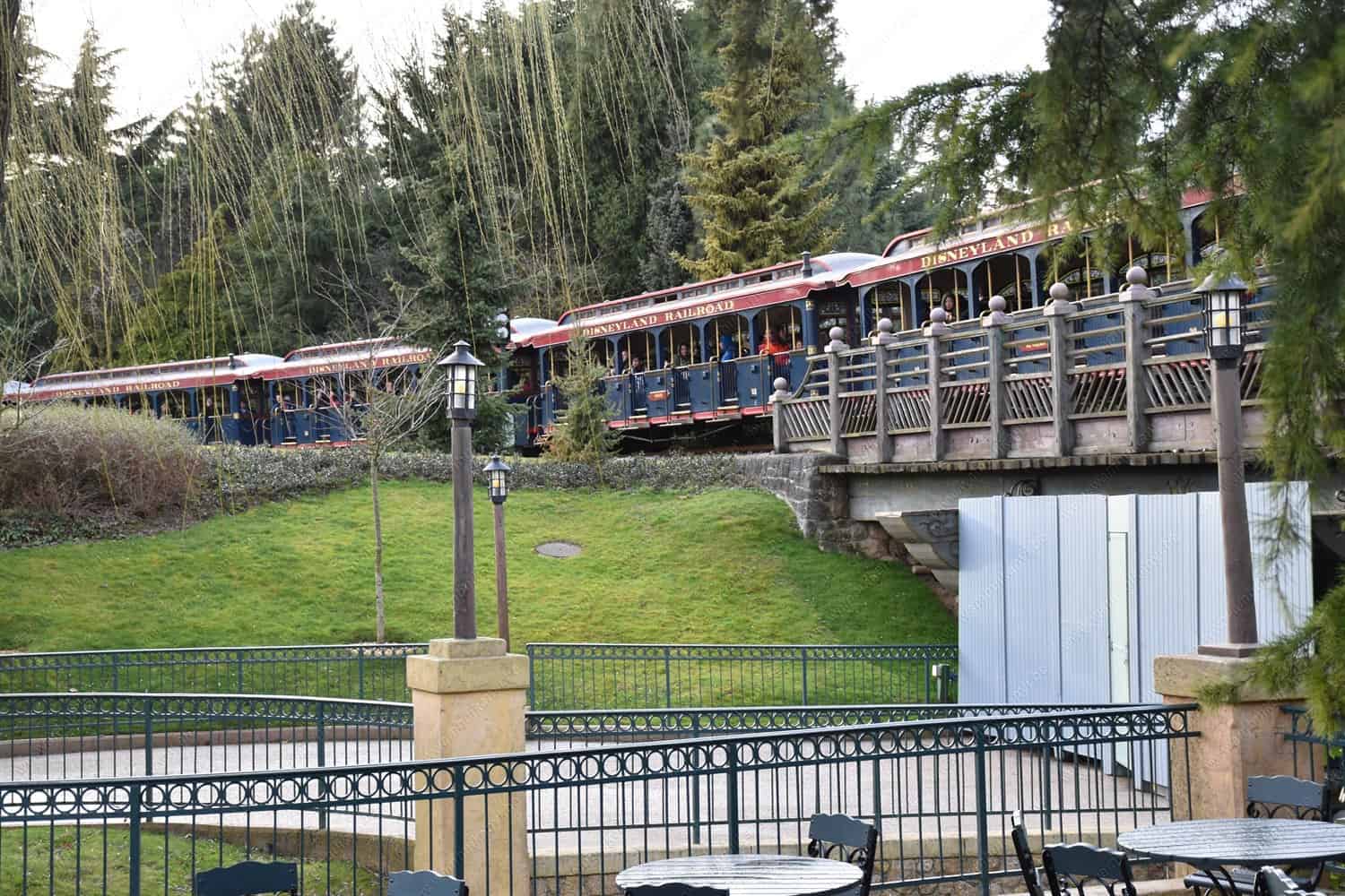 You are currently viewing The Railroad in Disneyland Paris