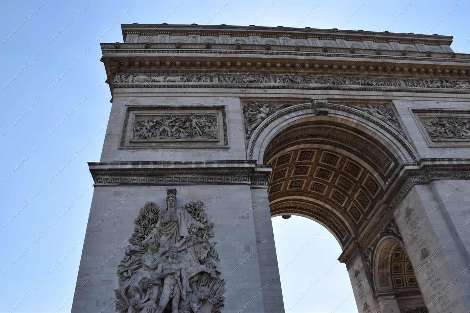 You are currently viewing The Arc de Triomphe Monument in Paris